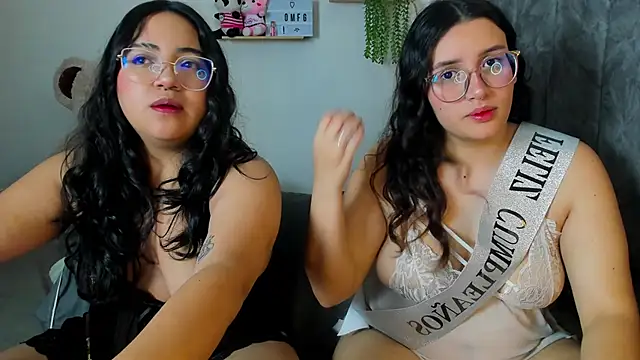 maddie-and-chelsea- online show from September 21, 11:34 am