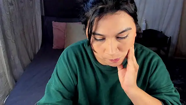 Snapshot of Judychase2 chatting on February 13, 5:54 pm Judychase2 online show from February 13, 5:54 pm