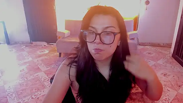 Snapshot of Judychase2 chatting on December 13, 7:53 pm Judychase2 online show from December 13, 7:53 pm