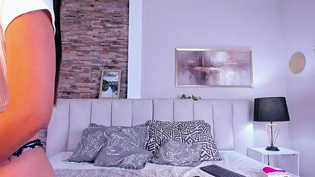 lyzzi smith01 online show from October 23, 8:07 pm