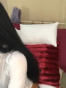 Snapshot of niccki3 chatting on February 11, 6:40 am niccki3 online show from February 11, 6:40 am