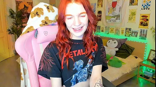 Snapshot of Sunny_Elly chatting on January 14, 11:31 am Sunny Elly online show from January 14, 11:31 am