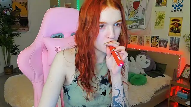 Snapshot of Sunny_Elly chatting on February 2, 8:57 am Sunny Elly online show from February 2, 8:57 am