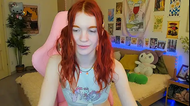 Snapshot of Sunny_Elly chatting on February 4, 1:16 pm Sunny Elly online show from February 4, 1:16 pm