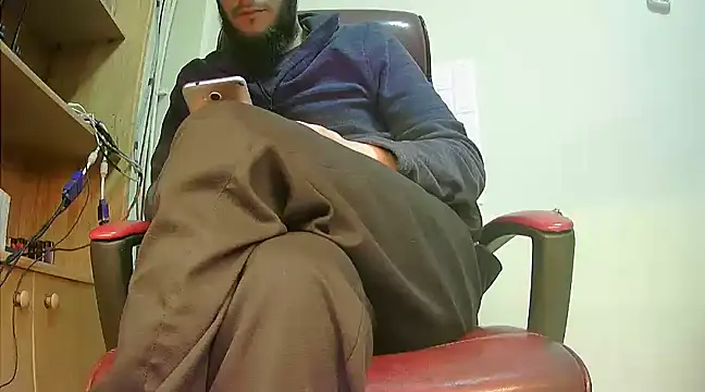 hardbigcock16 online show from February 3, 1:08 pm