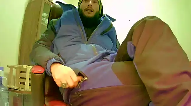 hardbigcock16 online show from February 12, 6:51 am