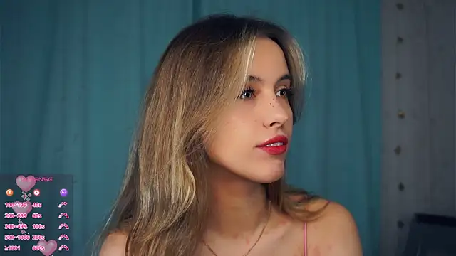 Snapshot of FannyHewson chatting on October 17, 7:49 pm FannyHewson online show from October 17, 7:49 pm