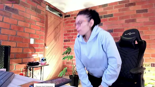 paulinabarnett- online show from October 24, 2:57 pm