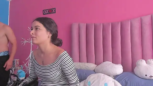 JustiinJazmin online show from December 24, 3:05 pm