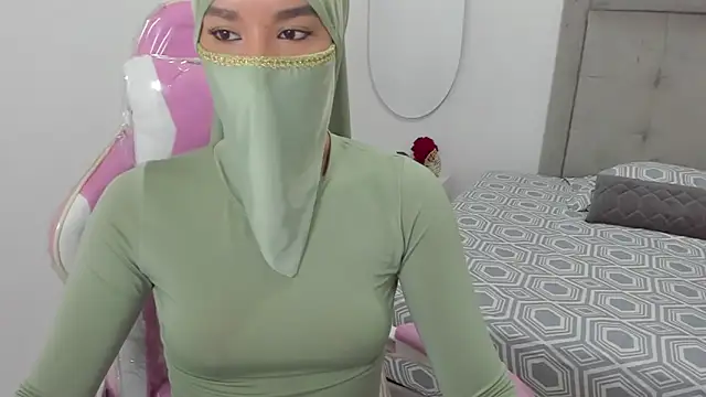 Hanaa latif online show from December 30, 3:24 pm