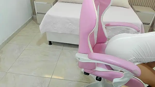 Hanaa latif online show from January 24, 2:08 pm