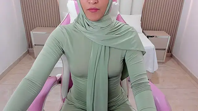 Hanaa latif online show from February 6, 3:09 pm