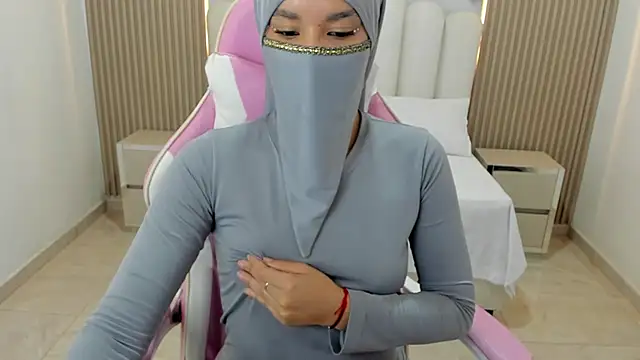 Hanaa latif online show from February 7, 2:58 pm