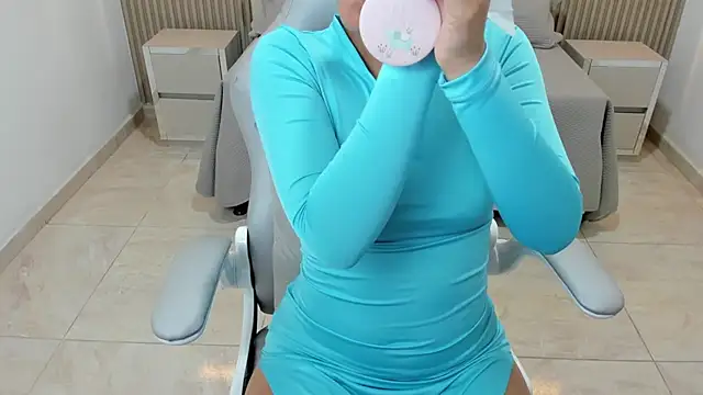 Hanaa latif online show from March 8, 12:30 pm