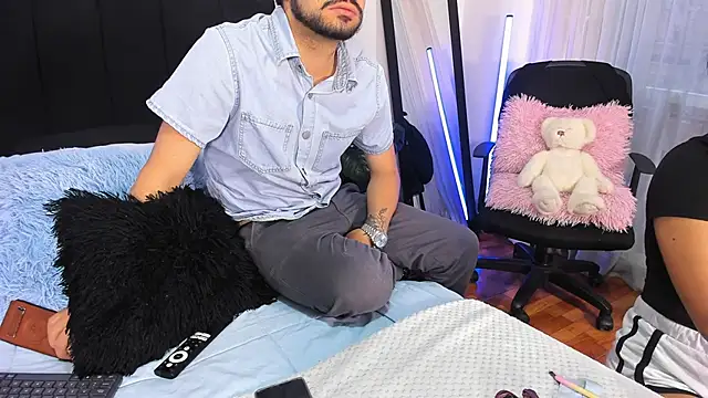 -soulmate-s online show from March 25, 4:13 pm