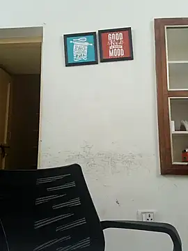 Long Laster online show from February 5, 11:34 am