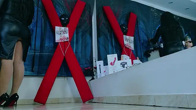 MeliizaQueen online show from April 14, 12:55 pm