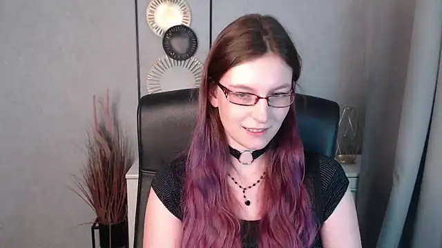 Snapshot of emmaxDelight chatting on December 31, 12:36 pm emmaxDelight online show from December 31, 12:36 pm