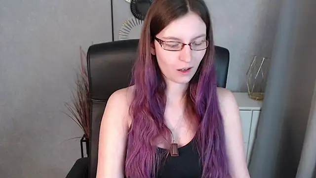 Snapshot of emmaxDelight chatting on January 14, 9:35 am emmaxDelight online show from January 14, 9:35 am