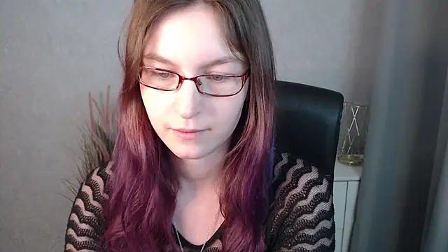 Snapshot of emmaxDelight chatting on January 15, 9:35 am emmaxDelight online show from January 15, 9:35 am