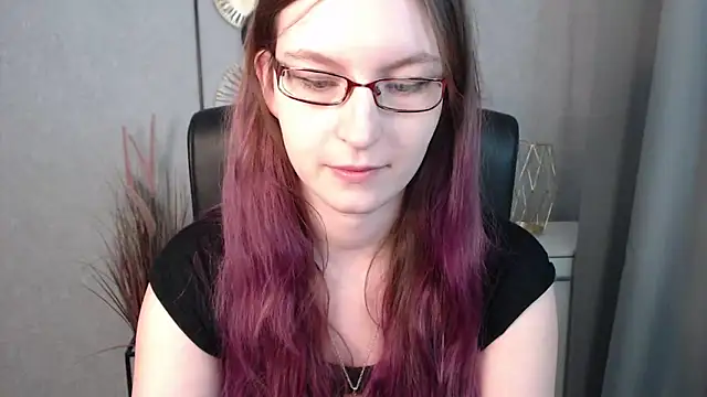 Snapshot of emmaxDelight chatting on January 21, 11:24 am emmaxDelight online show from January 21, 11:24 am