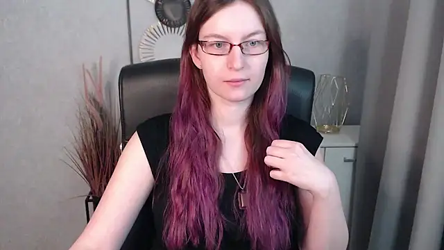 Snapshot of emmaxDelight chatting on January 22, 10:07 am emmaxDelight online show from January 22, 10:07 am