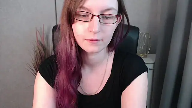 Snapshot of emmaxDelight chatting on January 22, 1:11 pm emmaxDelight online show from January 22, 1:11 pm