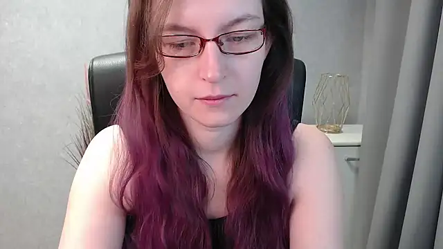 Snapshot of emmaxDelight chatting on January 23, 6:39 am emmaxDelight online show from January 23, 6:39 am