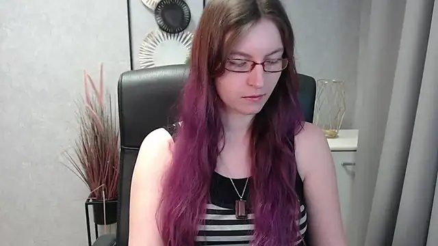 Snapshot of emmaxDelight chatting on January 23, 10:11 am emmaxDelight online show from January 23, 10:11 am