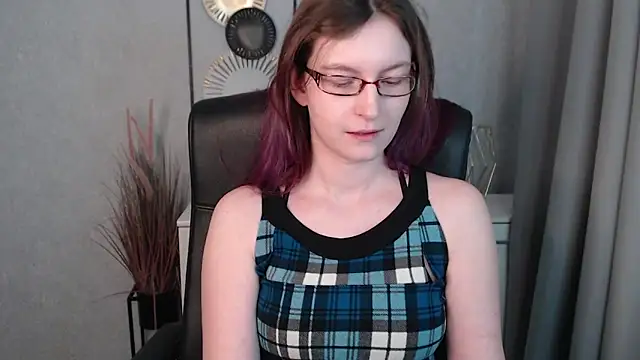 Snapshot of emmaxDelight chatting on January 29, 9:33 am emmaxDelight online show from January 29, 9:33 am