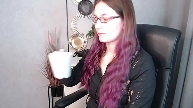 Snapshot of emmaxDelight chatting on January 31, 6:35 am emmaxDelight online show from January 31, 6:35 am