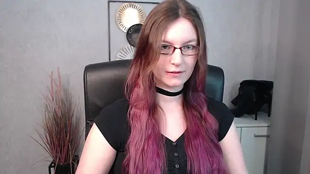 Snapshot of emmaxDelight chatting on March 21, 6:38 am emmaxDelight online show from March 21, 6:38 am