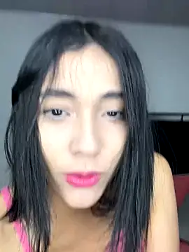 Snapshot of lilithTeen1_ chatting on November 3, 7:48 pm lilithTeen1 online show from November 3, 7:48 pm