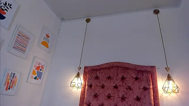 Snapshot of aprill21_ chatting on December 5, 1:49 pm aprill21 online show from December 5, 1:49 pm