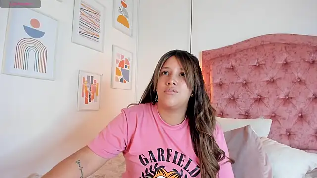 Snapshot of aprill21_ chatting on March 20, 1:59 pm aprill21 online show from March 20, 1:59 pm