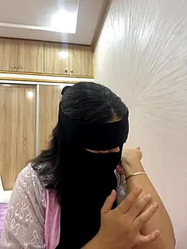 Snapshot of jijijoudia chatting on October 6, 10:40 pm jijijoudia online show from October 6, 10:40 pm