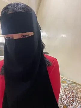 Snapshot of jijijoudia chatting on November 3, 12:57 am jijijoudia online show from November 3, 12:57 am