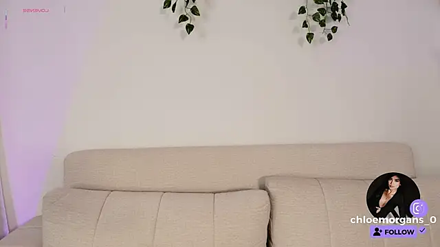 Snapshot of Chloe_Morgans chatting on November 19, 10:48 am Chloe Morgans online show from November 19, 10:48 am