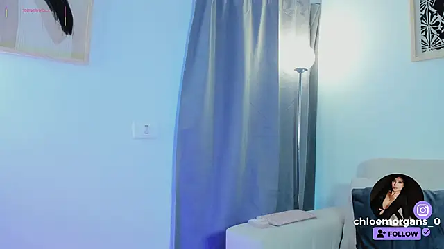 Snapshot of Chloe_Morgans chatting on December 3, 1:42 pm Chloe Morgans online show from December 3, 1:42 pm