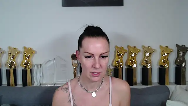 Snapshot of Texas_Patti chatting on December 2, 6:52 am Texas Patti online show from December 2, 6:52 am