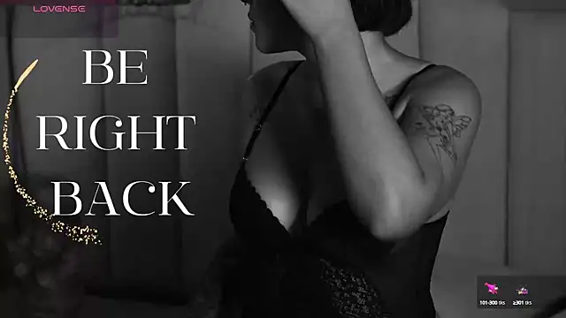 Snapshot of dyvis_22 chatting on February 25, 5:15 pm dyvis 22 online show from February 25, 5:15 pm