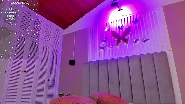 Snapshot of dyvis_22 chatting on September 25, 11:36 am dyvis 22 online show from September 25, 11:36 am