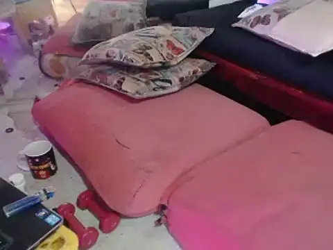 Snapshot of laye19 chatting on January 19, 4:25 pm laye19 online show from January 19, 4:25 pm