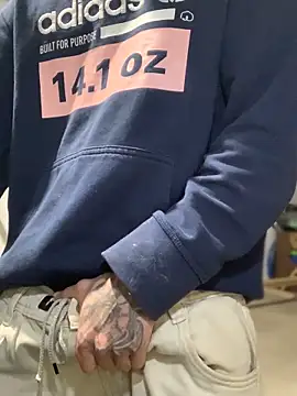 Snapshot of 27powercm chatting on September 15, 4:34 am 27powercm online show from September 15, 4:34 am