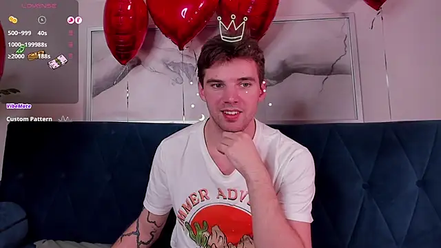 ArthurWhitee online show from February 11, 9:53 am