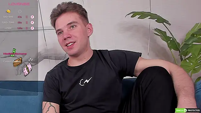 ArthurWhitee online show from March 10, 6:38 am