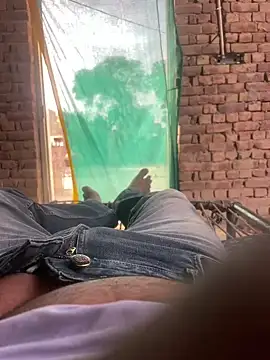 Snapshot of Nav1510 chatting on December 21, 8:07 am Nav1510 online show from December 21, 8:07 am