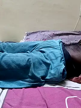 Snapshot of Chocolate_stud10 chatting on October 23, 9:46 pm Chocolate stud10 online show from October 23, 9:46 pm