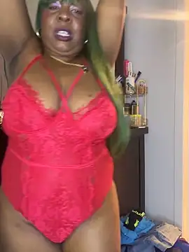 Snapshot of XXXLollipopsJuicy chatting on December 8, 5:29 am XXXLollipopsJuicy online show from December 8, 5:29 am