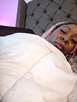 Snapshot of XXXLollipopsJuicy chatting on October 5, 10:46 am XXXLollipopsJuicy online show from October 5, 10:46 am